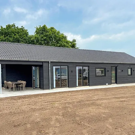Holiday home 4 Bedroom Cozy In Haderslev